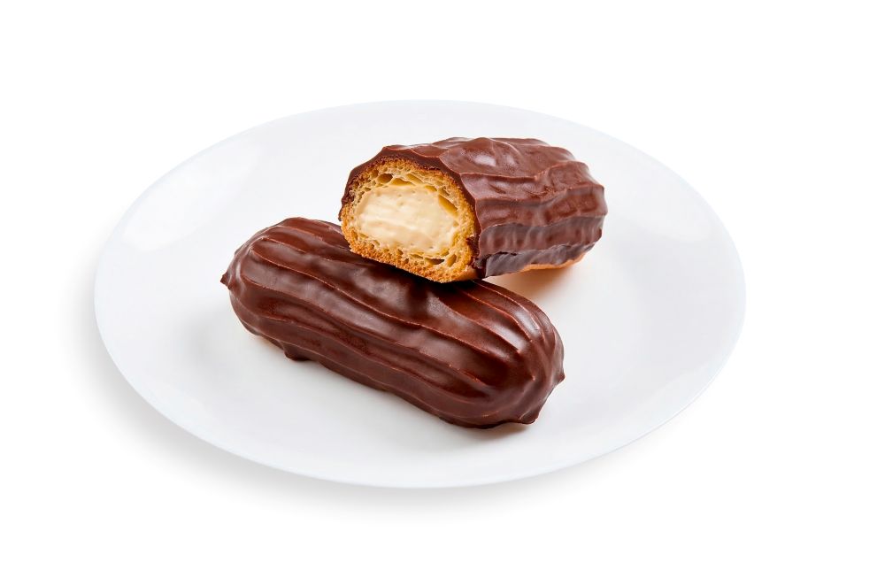 Пирожное Эклеры с шоколадной глазурью 2шт