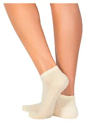 Носки женские ИНКАНТО светло-желтые р.39-40 арт.IBD 731002