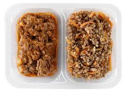 Гуляш из говядины с гречкой и овощами 270г