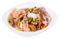 Морской коктейль РЫБНЫЙ ДЕНЬ в чесночном масле в/у 200г